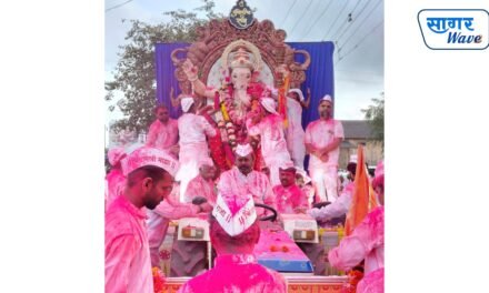 दापोलीच्या राजाची विसर्जन मिरवणूक जल्लोषात; ढोल-ताशांच्या गजराने दापोली दुमदुमली…