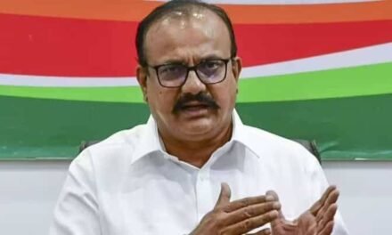 डॉ. रत्नाकर महाजन यांच्या निधनाने अभ्यासू, संयमी नेतृत्व काळाच्या पडद्याआड गेले: हर्षवर्धन सपकाळ..