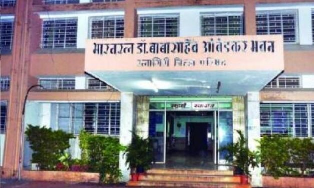 रत्नागिरी जिल्ह्यातील १० शिक्षकांना आदर्श शिक्षक पुरस्कार
