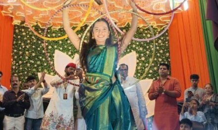 खेडमध्ये ‘नमो दांडिया’चा जल्लोष; बॉम्बे हूपर शिवानी धोपावकर यांच्या दमदार परफॉर्मन्सने जिंकली मने..!