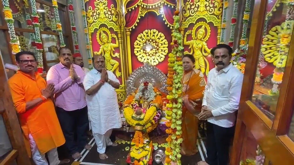 श्रीदेवी काळकाई मातेला रत्नागिरी पोलीस दलाची शासकीय मानवंदना!