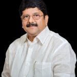 दुष्काळग्रस्त शेतकऱ्यांसाठी आमदार शेखर निकम यांचे एका महिन्याचे वेतन समर्पित….