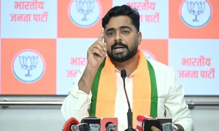 बांगला घुसखोरांची नावे मतदार यादीत घुसवण्यासाठी “एसआयआर”ला विरोध; भाजपा प्रदेश मुख्य प्रवक्ते नवनाथ बन यांचा प्रहार…