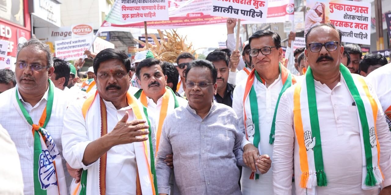 अदानी-अंबानींचे २० लाख कोटी रुपयांचे कर्जमाफ करता मग शेतकऱ्यांना २ लाखांची कर्जमाफी करण्यास काय होते?: डॉ. सिरिवेल्ला प्रसाद…