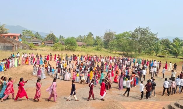 सरस्वती शिक्षण संस्थेत रंगला दांडिया नृत्य सोहळा…!