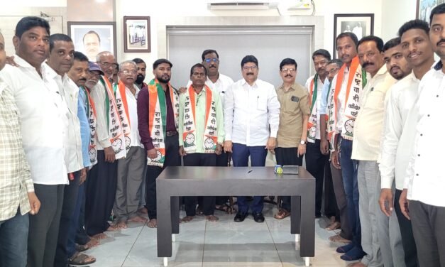 कार्यपद्धतीवरील विश्वासातून तेलीवाडी ग्रामस्थांचा आमदार शेखर निकम यांना भक्कम पाठिंबा…!