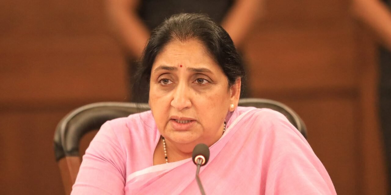 पाणीटंचाईचा सामना करण्यासाठी प्रशासनाने आतापासूनच उपाययोजना कराव्यात; उपमुख्यमंत्री सुनेत्रा पवार यांच्या सूचना…