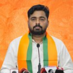 रेजिम चेंजच्या गप्पा मारण्यापेक्षा राहुल गांधींच्या तालावरचे लेझीम चेंज करा