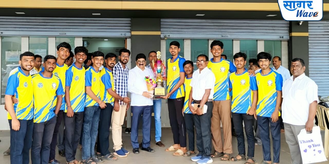 मुंबई विद्यापीठाच्या झोन IV पुरुष व्हॉलीबॉल स्पर्धेत कला व विज्ञान महाविद्यालय सावर्डे उपविजेते; कु.नौमान पटेल याची कोकण विभागाच्या संघामध्ये निवड…