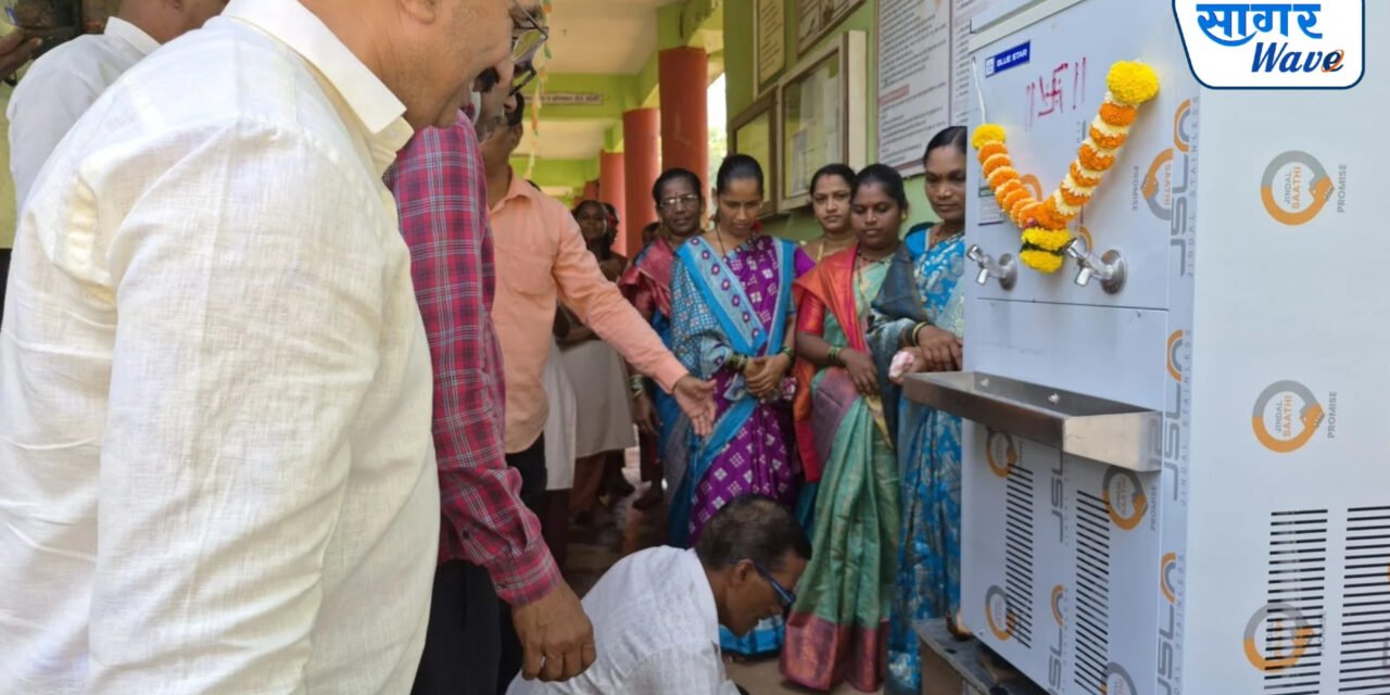 न्यू इंग्लिश स्कूल तुंबाड येथे वॉटर कूलर व प्युरिफायरचे उद्घाटनसोहोळा पार पडला..