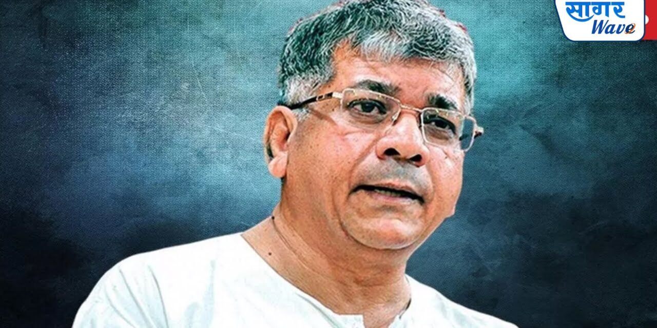 ॲड. प्रकाश आंबेडकर : १० ऑक्टोबरचे जनप्रदर्शन – दोन्ही बाजूंनी ‘चिरडण्याचे’ राजकारण!