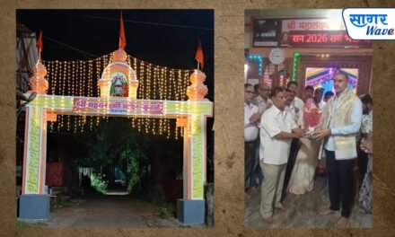 कुंबळे येथील महालक्ष्मी मंदिराच्या प्रवेशद्वार कमानिचे नामदार योगश कदम यांच्याहस्ते फित कापुन उद्घाटन..